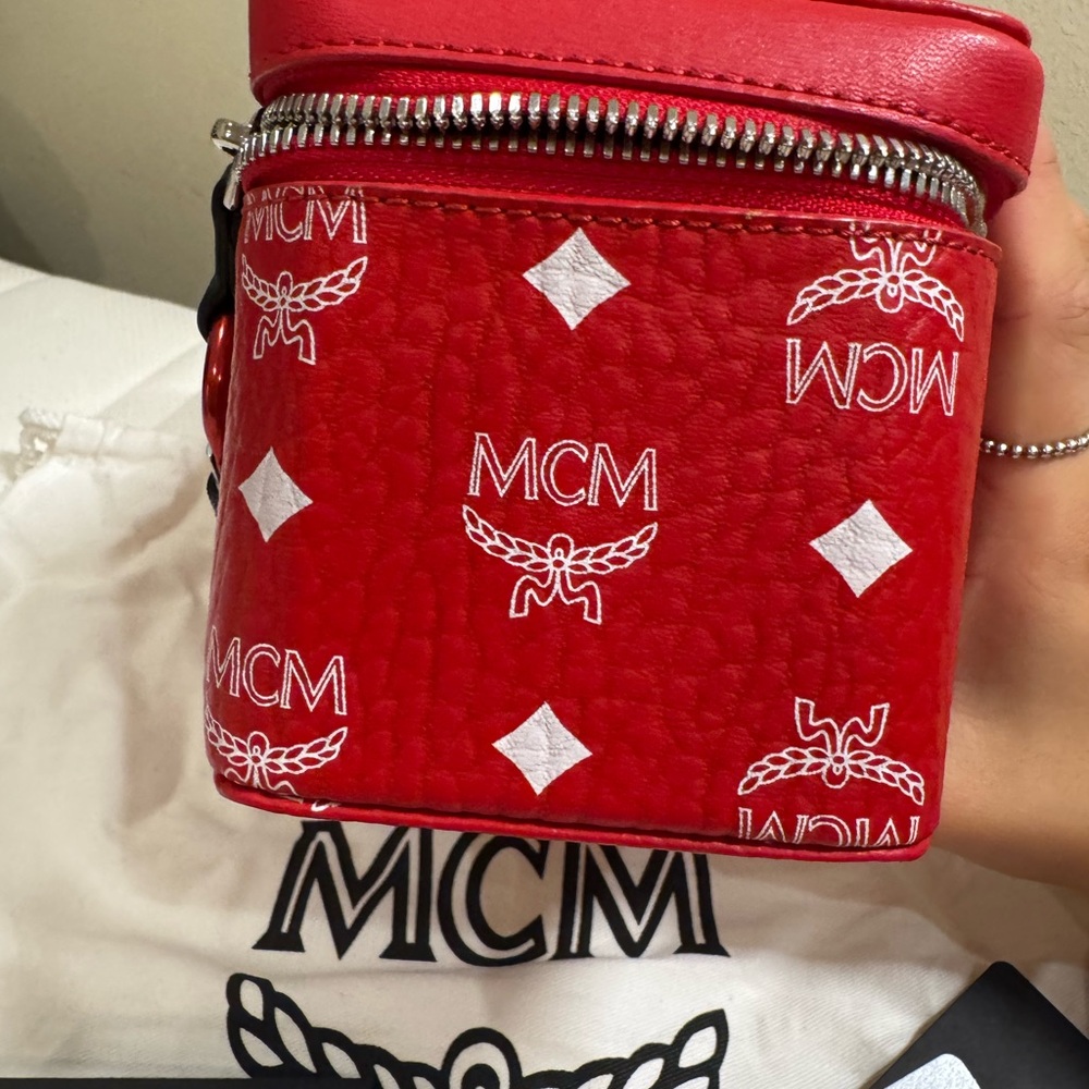 MCM Rockstar Vanity Case Red Visetos Limited Edition – NEW Complete Set - Picture 6 of 9